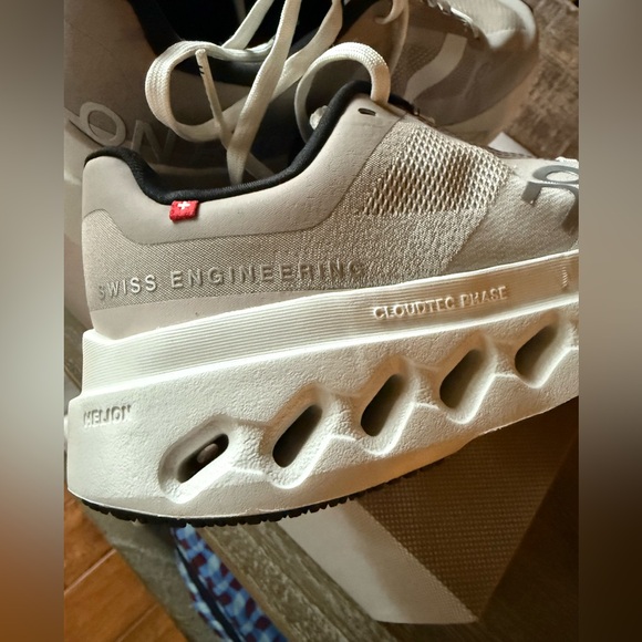 On Cloudsurfer Next Running Shoes 5.5 NWB - Picture 6 of 12